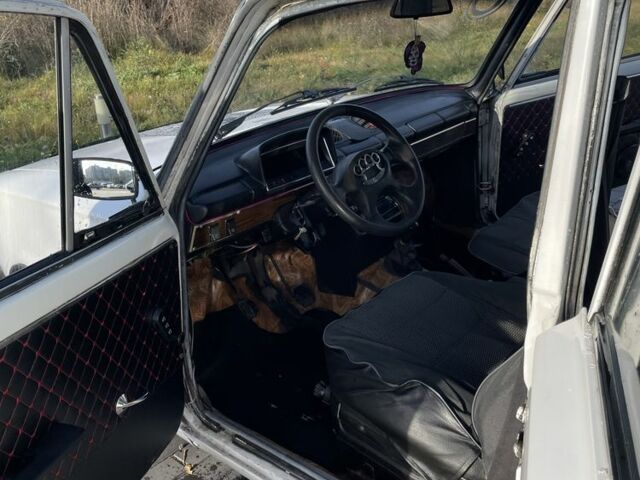 Белый ВАЗ 2101, объемом двигателя 1.3 л и пробегом 300 тыс. км за 595 $, фото 5 на Automoto.ua