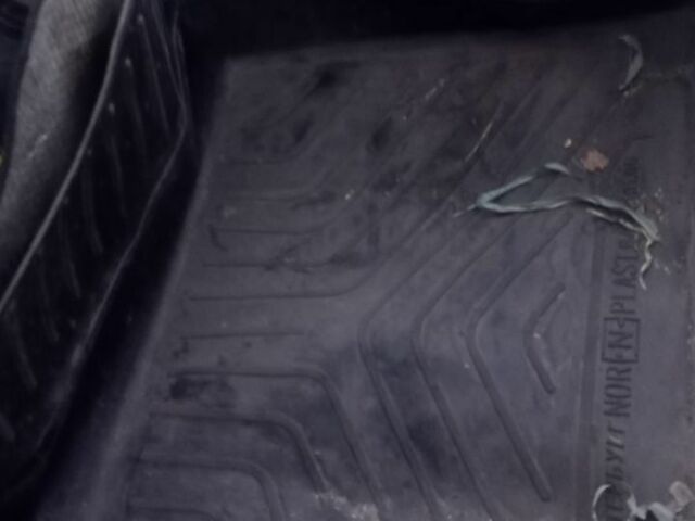 Белый ВАЗ 2101, объемом двигателя 0 л и пробегом 300 тыс. км за 408 $, фото 3 на Automoto.ua