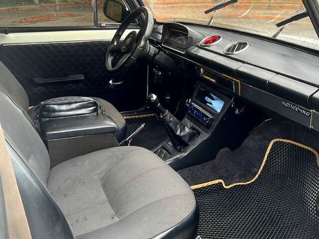 Білий ВАЗ 2101, об'ємом двигуна 1.2 л та пробігом 0 тис. км за 1100 $, фото 5 на Automoto.ua