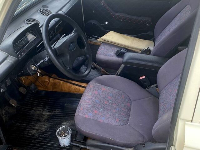 Белый ВАЗ 2101, объемом двигателя 1.2 л и пробегом 90 тыс. км за 600 $, фото 3 на Automoto.ua
