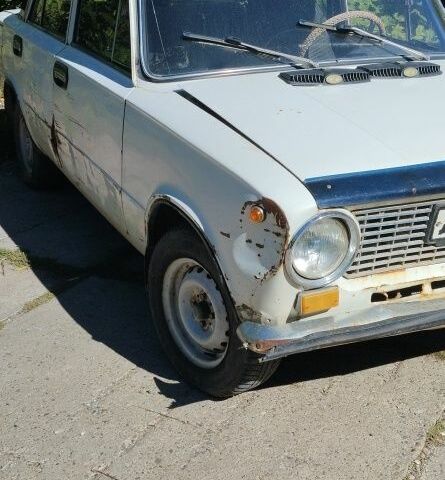 Белый ВАЗ 2101, объемом двигателя 0 л и пробегом 170 тыс. км за 350 $, фото 1 на Automoto.ua