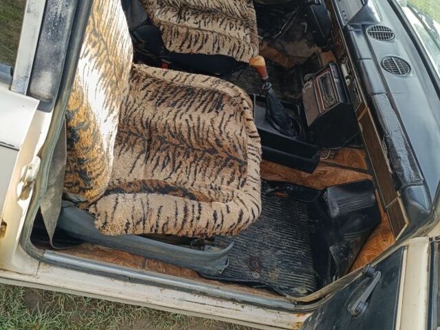 Белый ВАЗ 2101, объемом двигателя 0 л и пробегом 300 тыс. км за 380 $, фото 5 на Automoto.ua