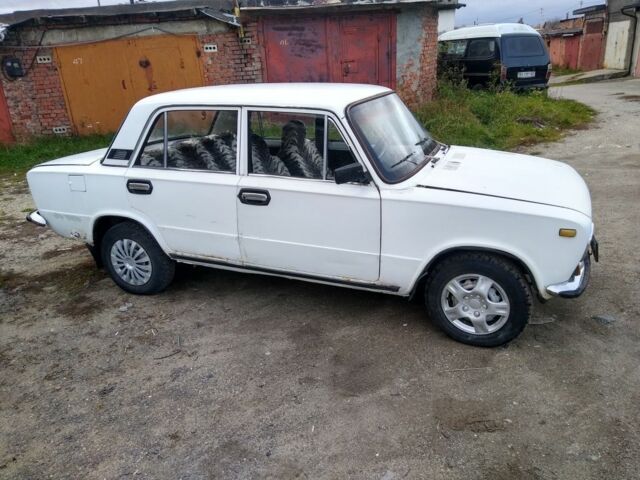 Белый ВАЗ 2101, объемом двигателя 0 л и пробегом 72 тыс. км за 310 $, фото 1 на Automoto.ua