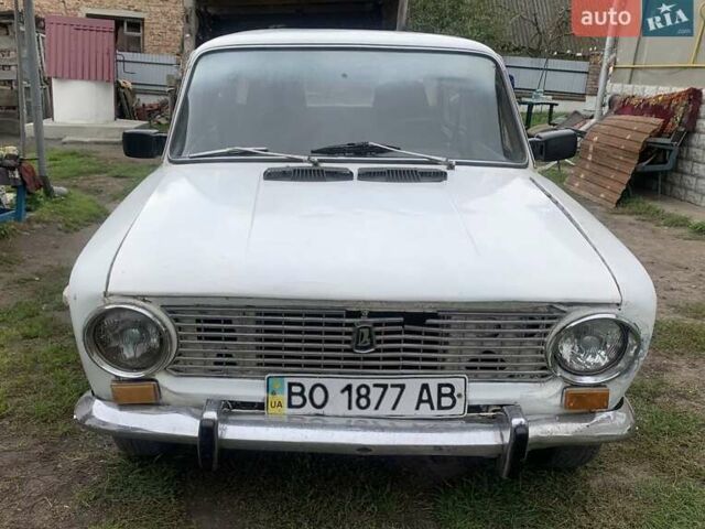 Белый ВАЗ 2101, объемом двигателя 1.2 л и пробегом 421 тыс. км за 300 $, фото 1 на Automoto.ua