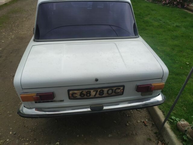 Белый ВАЗ 2101, объемом двигателя 1.5 л и пробегом 333 тыс. км за 550 $, фото 2 на Automoto.ua