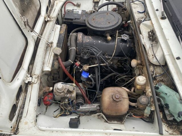 Белый ВАЗ 2101, объемом двигателя 0 л и пробегом 150 тыс. км за 350 $, фото 3 на Automoto.ua