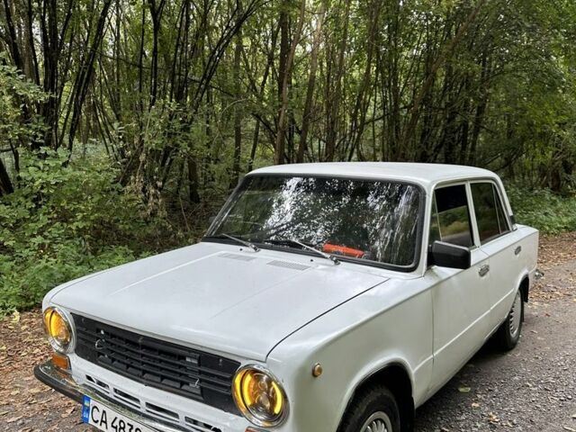 Белый ВАЗ 2101, объемом двигателя 1.2 л и пробегом 890 тыс. км за 1000 $, фото 1 на Automoto.ua