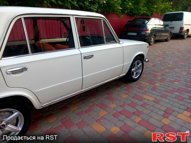 Белый ВАЗ 2101, объемом двигателя 1.2 л и пробегом 105 тыс. км за 1500 $, фото 8 на Automoto.ua