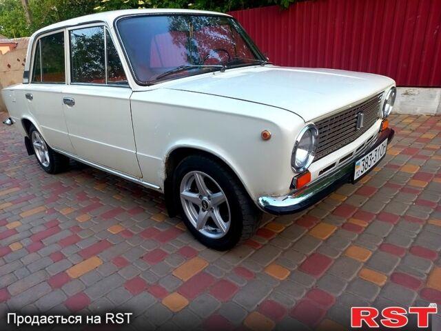 Белый ВАЗ 2101, объемом двигателя 1.2 л и пробегом 105 тыс. км за 1500 $, фото 1 на Automoto.ua