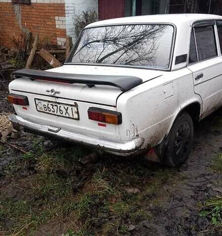Белый ВАЗ 2101, объемом двигателя 1.5 л и пробегом 250 тыс. км за 450 $, фото 2 на Automoto.ua