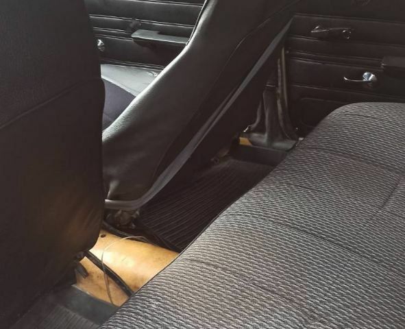 Белый ВАЗ 2101, объемом двигателя 1.2 л и пробегом 100 тыс. км за 600 $, фото 7 на Automoto.ua