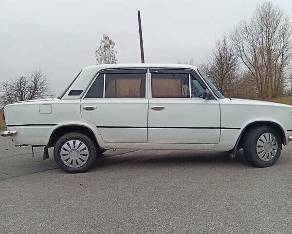 Белый ВАЗ 2101, объемом двигателя 1.2 л и пробегом 321 тыс. км за 513 $, фото 11 на Automoto.ua