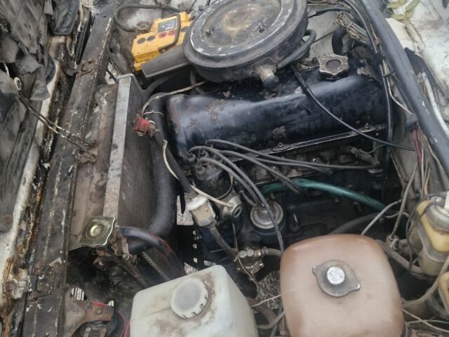 Белый ВАЗ 2101, объемом двигателя 1.2 л и пробегом 100 тыс. км за 262 $, фото 4 на Automoto.ua