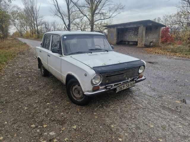 Белый ВАЗ 2101, объемом двигателя 1.2 л и пробегом 100 тыс. км за 262 $, фото 5 на Automoto.ua