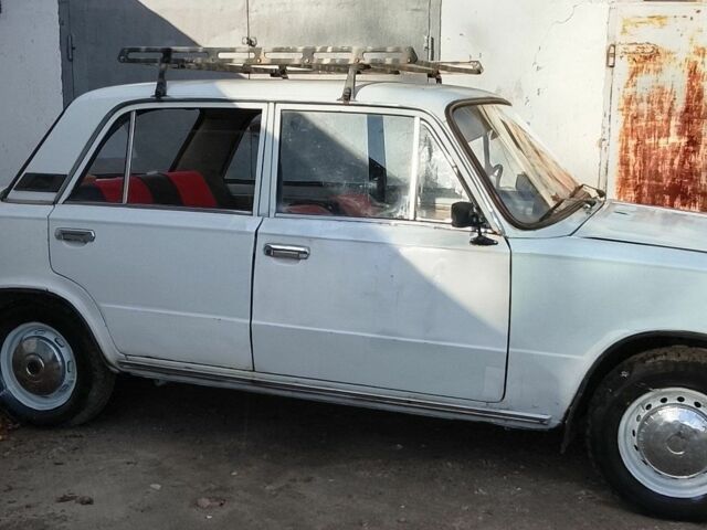 Белый ВАЗ 2101, объемом двигателя 1.2 л и пробегом 49 тыс. км за 390 $, фото 3 на Automoto.ua
