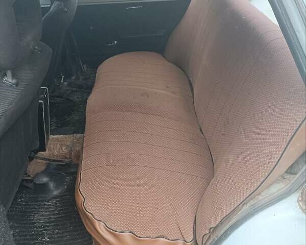 ВАЗ 2101 1986 в Жмеренке на Automoto.ua Белый ВАЗ 2101, объемом двигателя 1.2 л и пробегом 98 тыс. км за 363 $, фото 2 на Automoto.ua