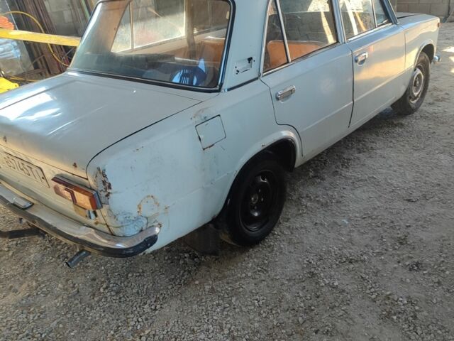 Білий ВАЗ 2101, об'ємом двигуна 0 л та пробігом 1000 тис. км за 500 $, фото 5 на Automoto.ua