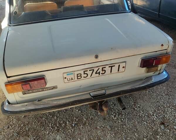 Белый ВАЗ 2101, объемом двигателя 0 л и пробегом 100 тыс. км за 500 $, фото 4 на Automoto.ua