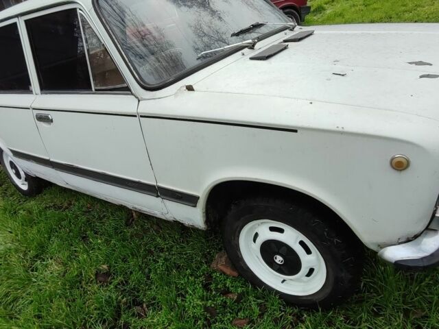 Белый ВАЗ 2101, объемом двигателя 0 л и пробегом 80 тыс. км за 309 $, фото 4 на Automoto.ua