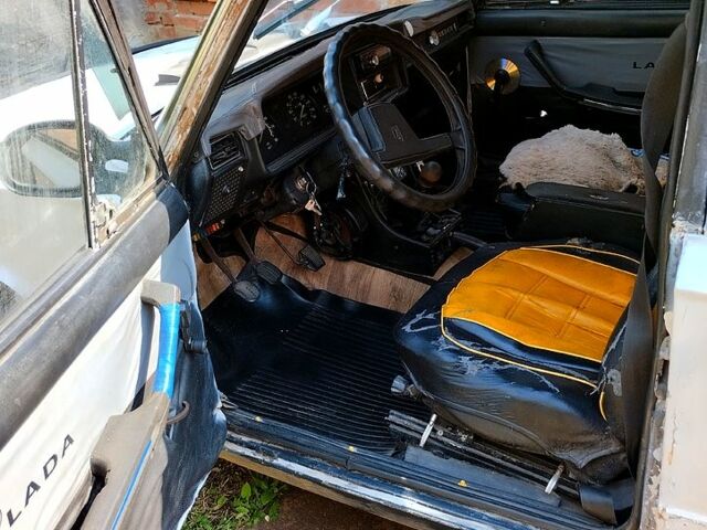 Білий ВАЗ 2101, об'ємом двигуна 1.5 л та пробігом 0 тис. км за 500 $, фото 4 на Automoto.ua