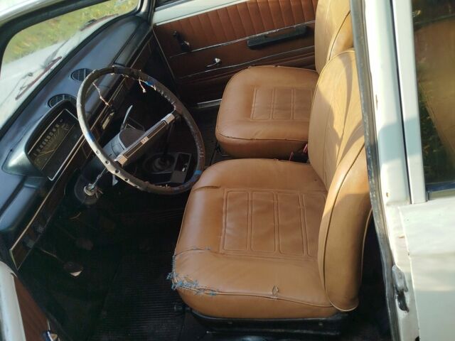 Белый ВАЗ 2101, объемом двигателя 1 л и пробегом 3 тыс. км за 476 $, фото 6 на Automoto.ua