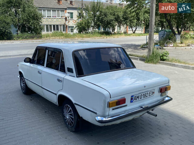 Белый ВАЗ 2101, объемом двигателя 1.2 л и пробегом 200 тыс. км за 999 $, фото 4 на Automoto.ua