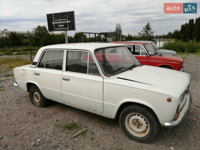 Білий ВАЗ 2101, об'ємом двигуна 1.3 л та пробігом 270 тис. км за 350 $, фото 3 на Automoto.ua