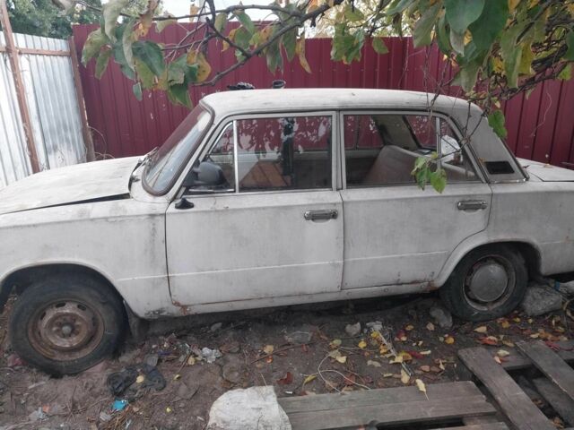 Білий ВАЗ 2101, об'ємом двигуна 1 л та пробігом 14 тис. км за 313 $, фото 1 на Automoto.ua