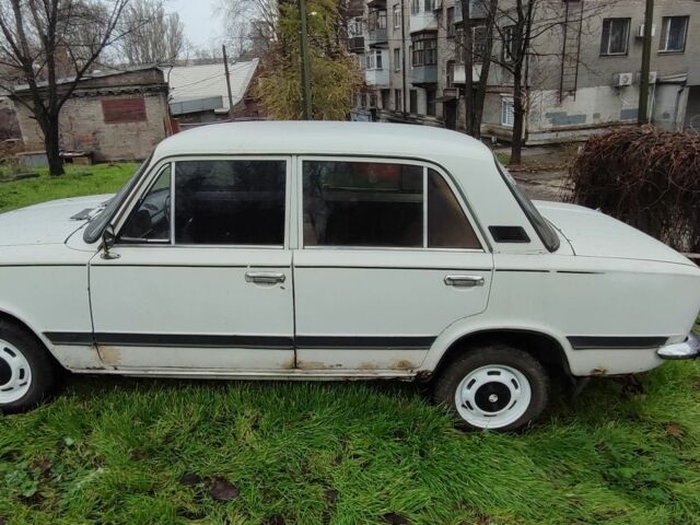 Белый ВАЗ 2101, объемом двигателя 0 л и пробегом 80 тыс. км за 309 $, фото 1 на Automoto.ua