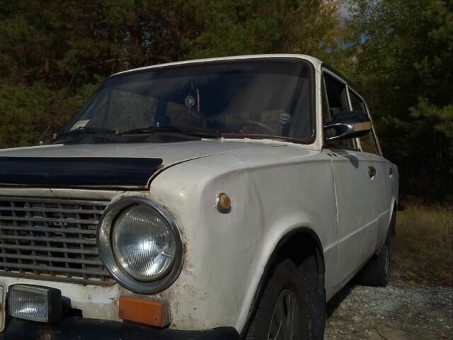 Білий ВАЗ 2101, об'ємом двигуна 0 л та пробігом 76 тис. км за 363 $, фото 1 на Automoto.ua