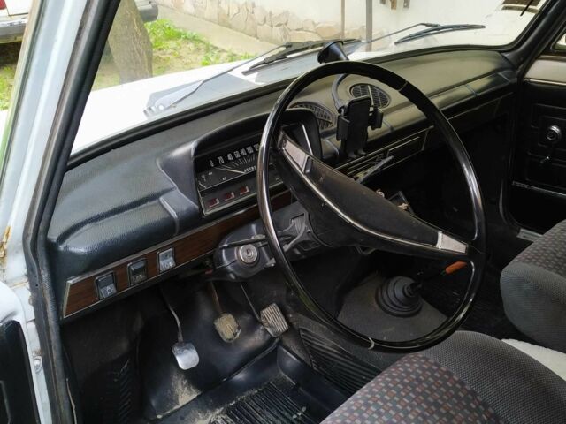 Білий ВАЗ 2101, об'ємом двигуна 1.2 л та пробігом 150 тис. км за 910 $, фото 5 на Automoto.ua