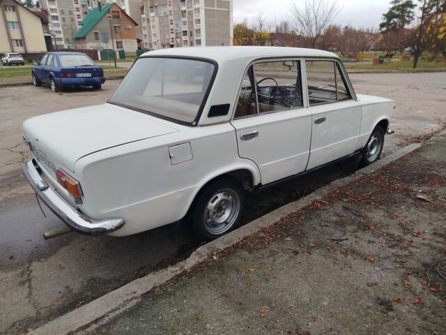 Белый ВАЗ 2101, объемом двигателя 1.2 л и пробегом 100 тыс. км за 476 $, фото 2 на Automoto.ua