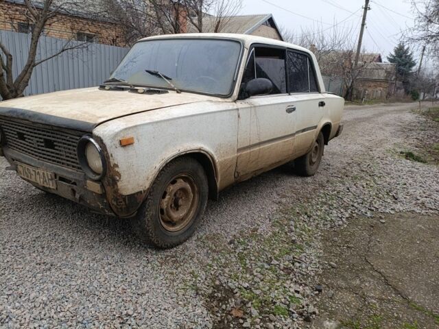 Белый ВАЗ 2101, объемом двигателя 2 л и пробегом 345 тыс. км за 190 $, фото 1 на Automoto.ua