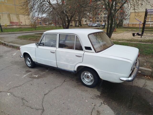 Белый ВАЗ 2101, объемом двигателя 1.2 л и пробегом 100 тыс. км за 476 $, фото 1 на Automoto.ua
