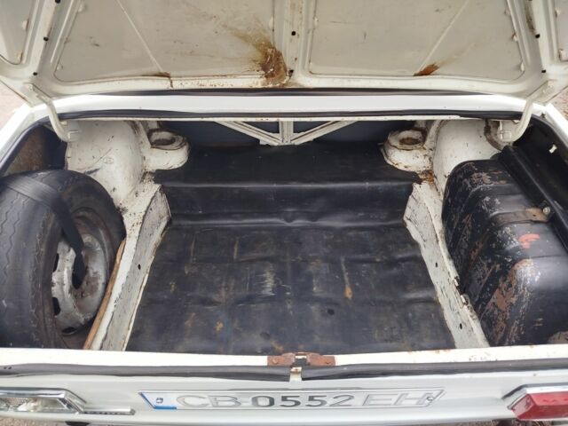 Белый ВАЗ 2101, объемом двигателя 1.2 л и пробегом 100 тыс. км за 476 $, фото 7 на Automoto.ua