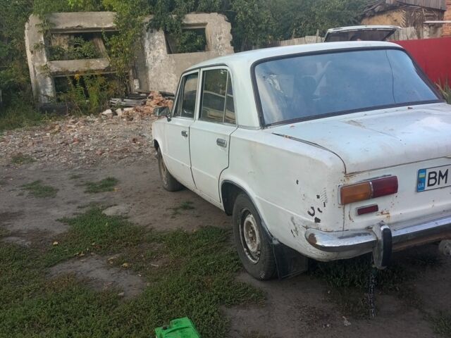 Белый ВАЗ 2101, объемом двигателя 1.3 л и пробегом 200 тыс. км за 388 $, фото 3 на Automoto.ua