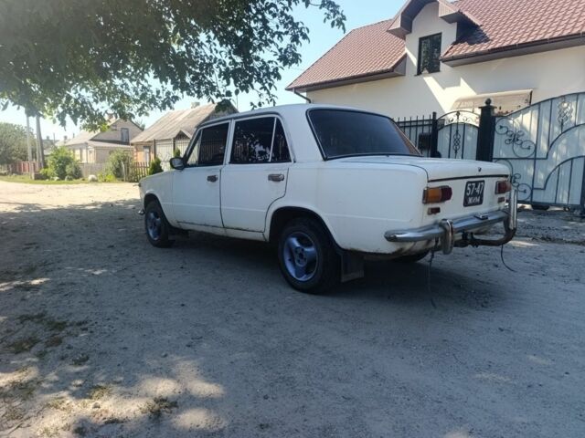 Білий ВАЗ 2101, об'ємом двигуна 0 л та пробігом 100 тис. км за 413 $, фото 4 на Automoto.ua