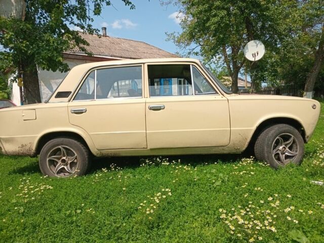 Белый ВАЗ 2101, объемом двигателя 0 л и пробегом 53 тыс. км за 32000 $, фото 3 на Automoto.ua