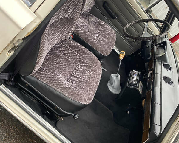 Білий ВАЗ 2101, об'ємом двигуна 1.2 л та пробігом 65 тис. км за 1500 $, фото 13 на Automoto.ua