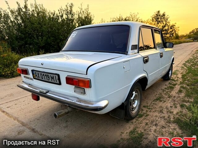 Белый ВАЗ 2101, объемом двигателя 1.3 л и пробегом 150 тыс. км за 899 $, фото 5 на Automoto.ua