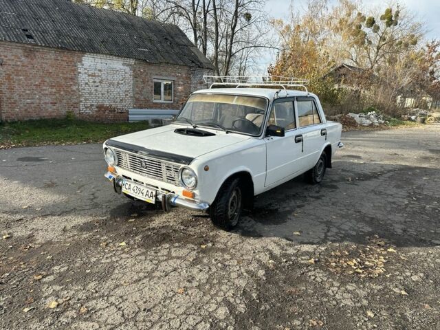 Белый ВАЗ 2101, объемом двигателя 1.3 л и пробегом 180 тыс. км за 550 $, фото 1 на Automoto.ua