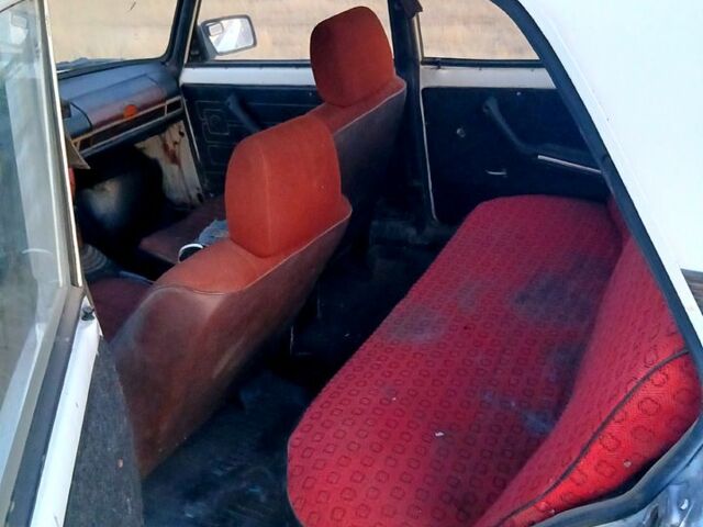 Белый ВАЗ 2101, объемом двигателя 1.3 л и пробегом 369 тыс. км за 380 $, фото 7 на Automoto.ua