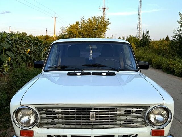 Белый ВАЗ 2101, объемом двигателя 1.3 л и пробегом 150 тыс. км за 899 $, фото 3 на Automoto.ua