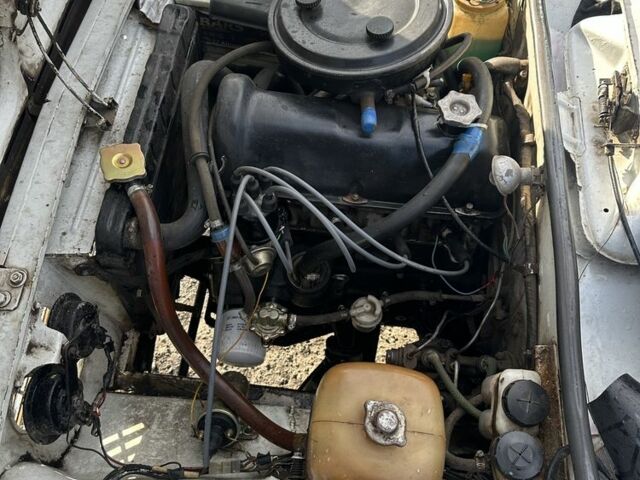 Белый ВАЗ 2101, объемом двигателя 1.3 л и пробегом 180 тыс. км за 550 $, фото 6 на Automoto.ua