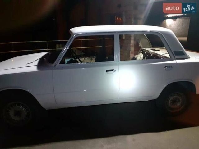Белый ВАЗ 2101, объемом двигателя 0 л и пробегом 130 тыс. км за 800 $, фото 1 на Automoto.ua
