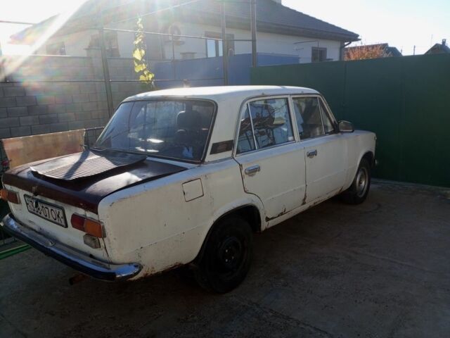 Белый ВАЗ 2101, объемом двигателя 1 л и пробегом 200 тыс. км за 179 $, фото 1 на Automoto.ua