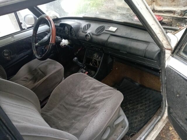 Белый ВАЗ 2101, объемом двигателя 0 л и пробегом 100 тыс. км за 191 $, фото 3 на Automoto.ua