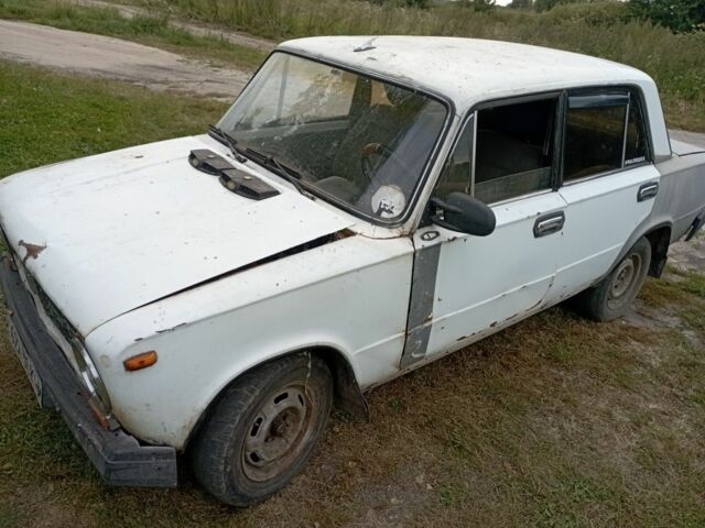 Белый ВАЗ 2101, объемом двигателя 0 л и пробегом 100 тыс. км за 191 $, фото 2 на Automoto.ua