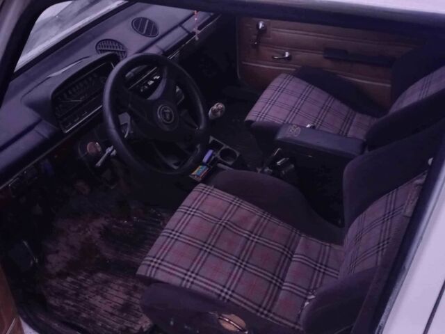 Белый ВАЗ 2101, объемом двигателя 1.3 л и пробегом 3 тыс. км за 400 $, фото 6 на Automoto.ua