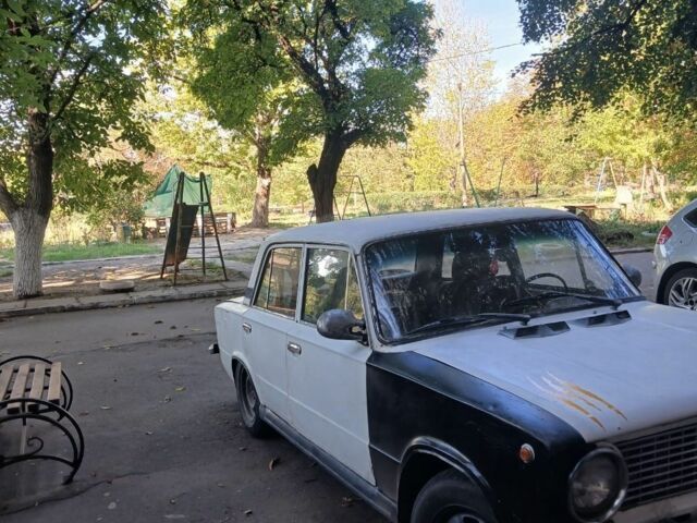 Белый ВАЗ 2101, объемом двигателя 1.2 л и пробегом 860 тыс. км за 412 $, фото 2 на Automoto.ua